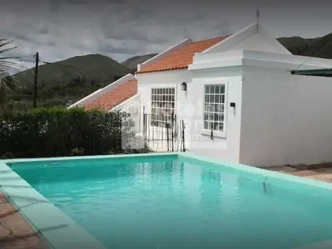 Los Cocos, AR-CB8-1 100