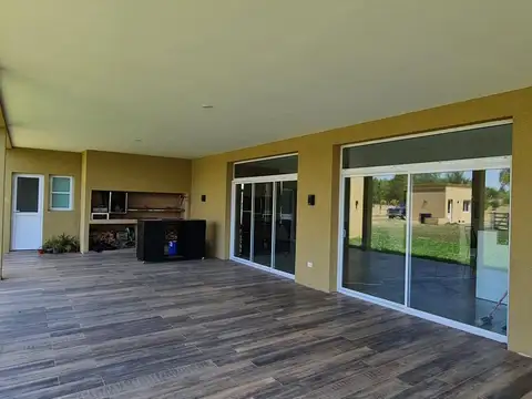 Casa en Estancia La Macarena