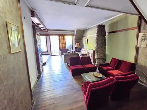 Casa 6 ambientes con 3 baños