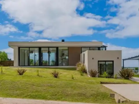 Casa en Venta en Barrancas De San Benito, USD 260.000