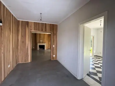 Casa en Alquiler con 1 cochera