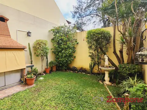 Depto Tipo Casa en Venta de 4 ambientes