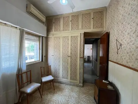 Depto Tipo Casa en Venta 52 años