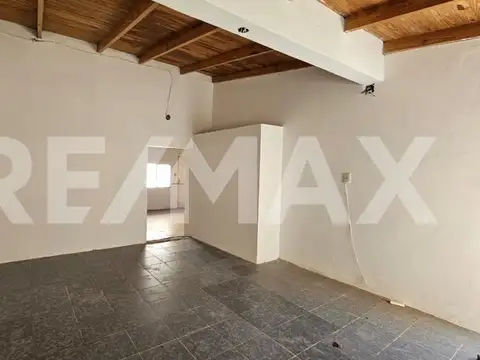 CASA EN VENTA 3 DORM. IGNACIO RIVAS 1038