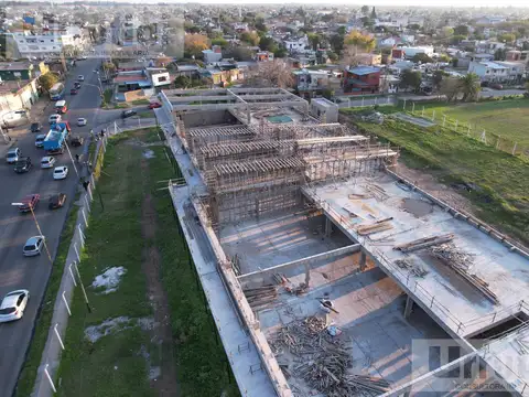 Local en Venta en Moron, USD 900.000