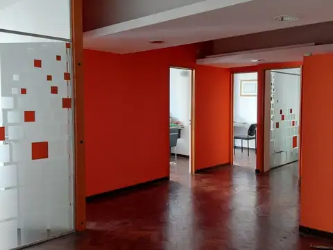Oficina en Alquiler en Centro, $ 350.000