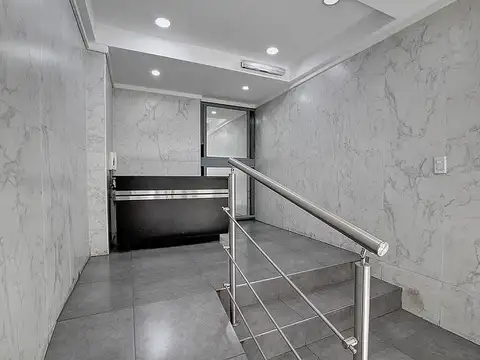 Oficina en Venta en Monserrat, USD 172.500