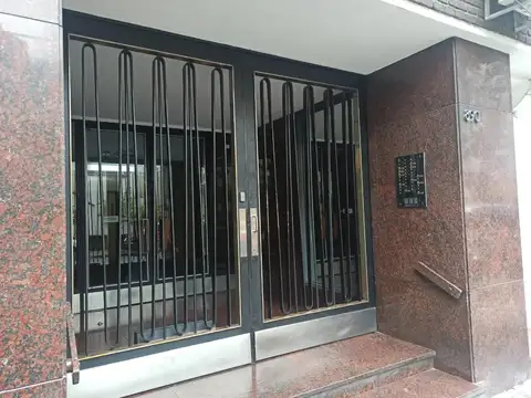 Venta-Departamento - 3 Dormitorios -RECICLADO- Centro- Rosario-Opción cochera no incluida en precio