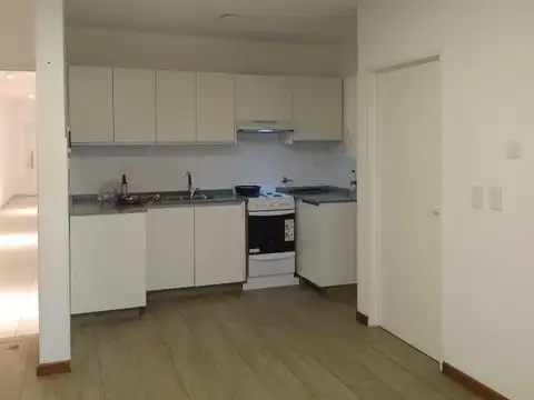 Departamento en Alquiler en Benavidez, $ 850.000