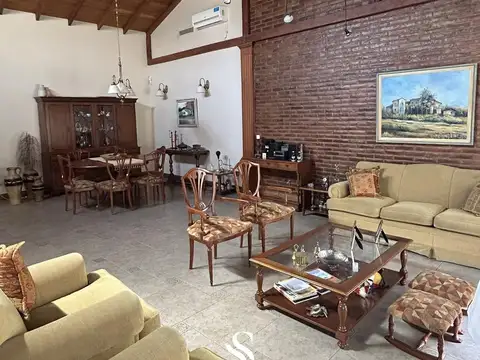 Casa en Venta al Noroeste