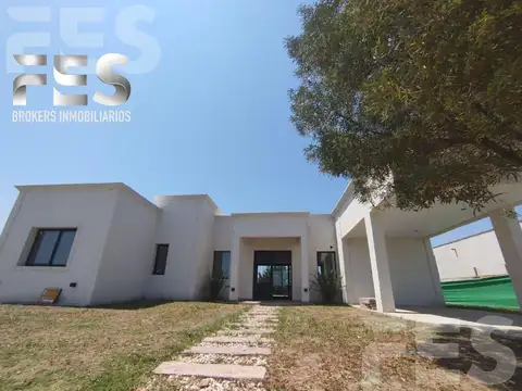 VENTA DE CASA A ESTRENAR 4 AMBIENTES EN HORIZONTES AL SUR