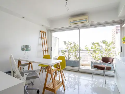 Oficina en Venta al Este