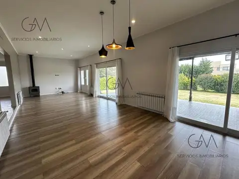 Casa en Venta en Arenas del Sur, USD 420.000