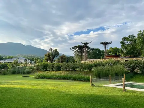 Excelente propiedad desarrollada en una planta