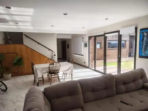 Casa en Venta al Este