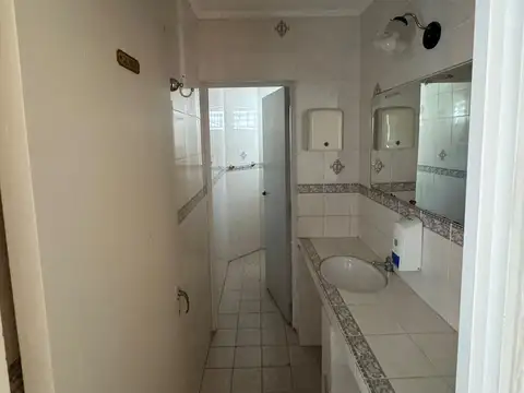 SE ALQUILA GRAN SALÓN EN SANTA FE