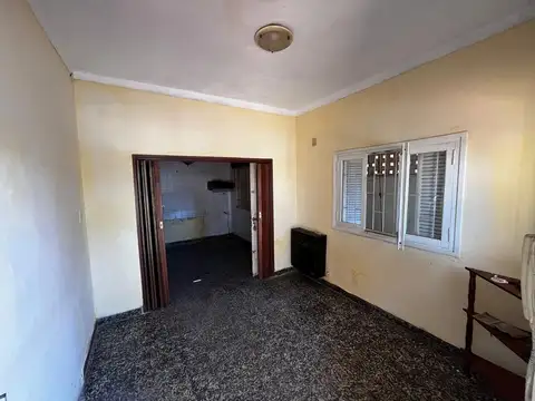 Casa en Venta en San Nicolas De Los Arroyos, USD 74.000