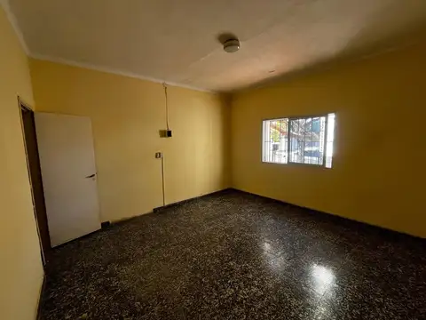 VENTA CASA 3 DORMS A PASOS DEL CENTRO APTA CREDITO