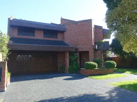 Lopez de Gomara entre Pedraza y Pasteur