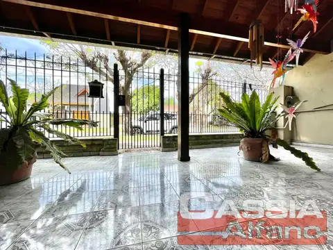 Casa en Venta en Temperley, USD 149.000