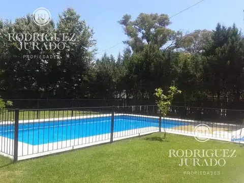 Casa en Venta en Las Glorias, USD 275.000