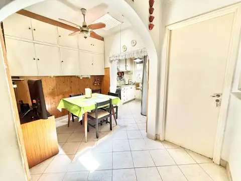 Casa 4 ambientes con 1 baño