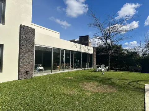 Casa en Alquiler A Estrenar