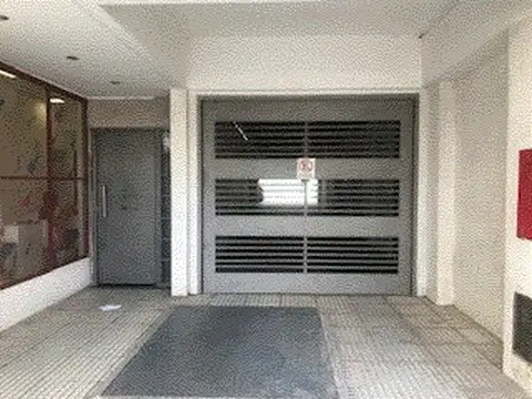 MONO-AMBIENTE DIVISIBLE DE 42 MTS, 6 AÑOS ANTIG APTO PROF FRENTE BALCON EXP C/AYSA Y LUZ BAÑO COMPL.