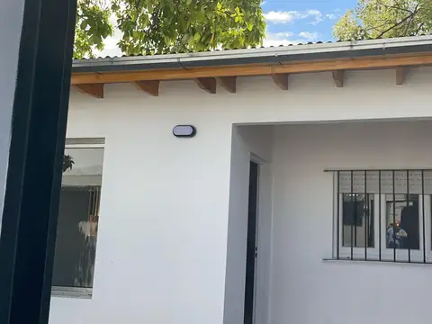 Departamento tipo casa en alquiler en Olivos