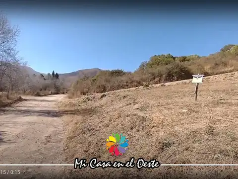 Lote de Terreno en Venta (Exclusiva) - Vista a las Sierras -con Platea de 36 m² – La Falda, Córdoba