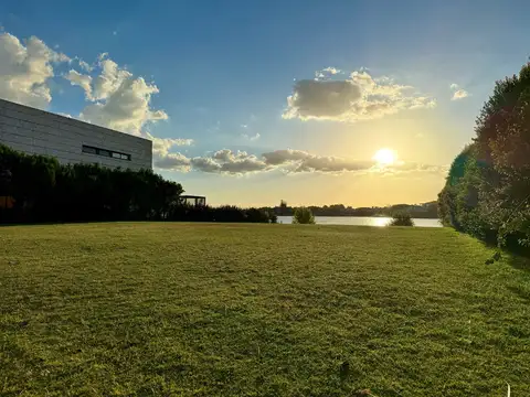 Terreno en Venta, FOT 0,7