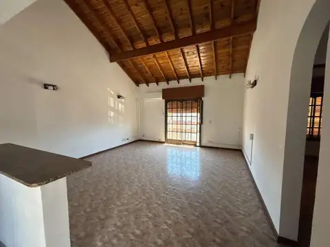 Depto Tipo Casa 3 ambientes con 1 baño