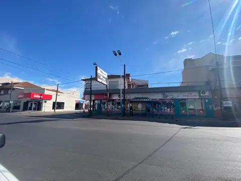 SANTAMARINA, ENRIQUE, AV. - RUTA PROV. 2 400