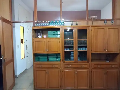 CASA 3 DORM 3 BAÑOS CON QUINCHO Y COCHERA EN B° SAN MARTÍN