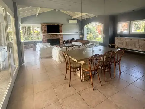 Casa en Venta de 4 dormitorios