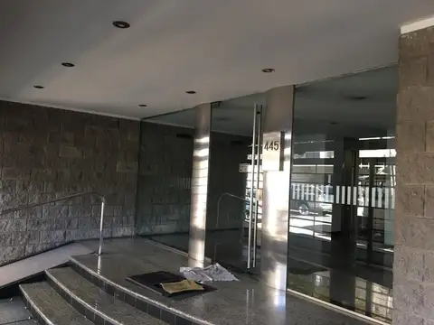 9 De Julio 400, Piso 1