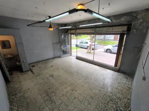 ALQUILER LOCAL, CHILAVERT