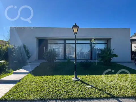 Venta Casa en Área 1 - San Sebastián