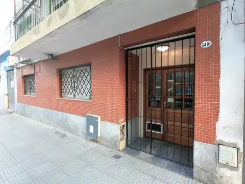Departamento 3 ambientes de 49m2 aprox. Hermoso y en perfecto estado. VIDEO y PLANOS 3D!