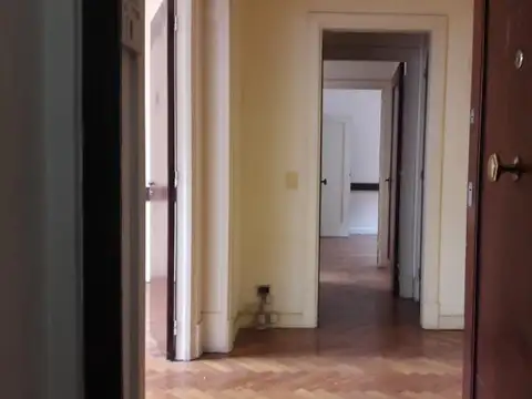 Oficina en Alquiler 100 años