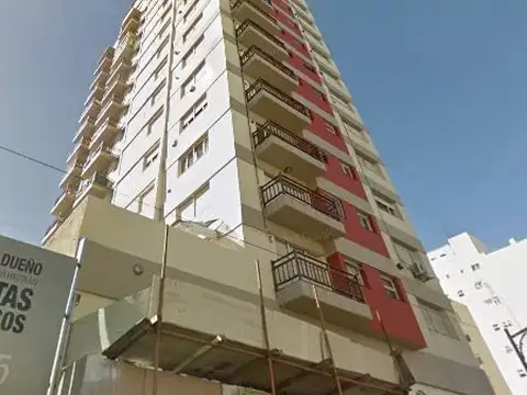 Hipólito Irigoyen 1900, Piso 8