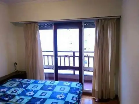 Departamento - Venta - Argentina, Mar del Plata - Hipólito Irigoyen 1987