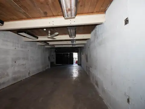 Alquiler local y deposito Aguada