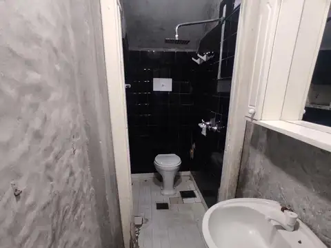 Depto Tipo Casa en Venta en Beccar-Vias/Rolon, USD 47.000