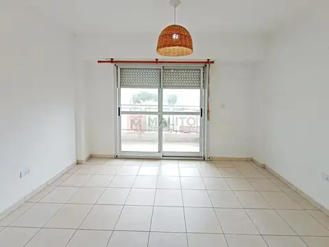 Alquiler 2 Ambientes con Balcón en Barrio Nuevo