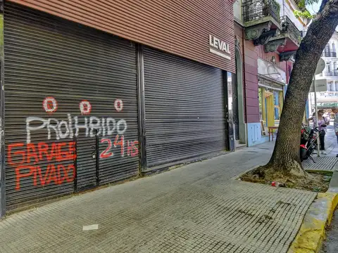 Importante Terreno en Villa Crespo  A metros de Scalabrini Ortiz.