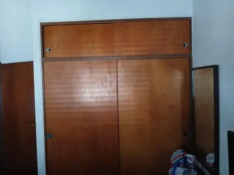 Depto Tipo Casa 4 ambientes con 2 baños