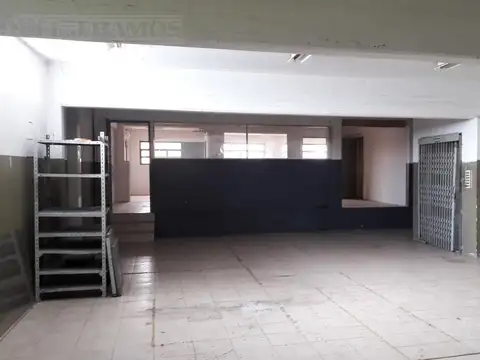 Galpon en Venta 26  mts Frente