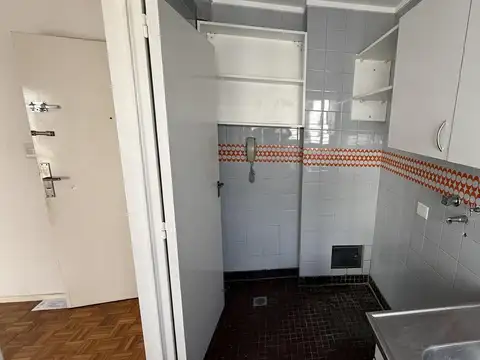 Departamento en Alquiler en Acassuso Vias  /  Santa Fe, $ 600.000