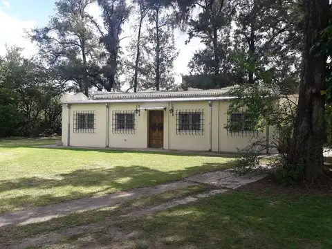 Casa en venta, zona escobar